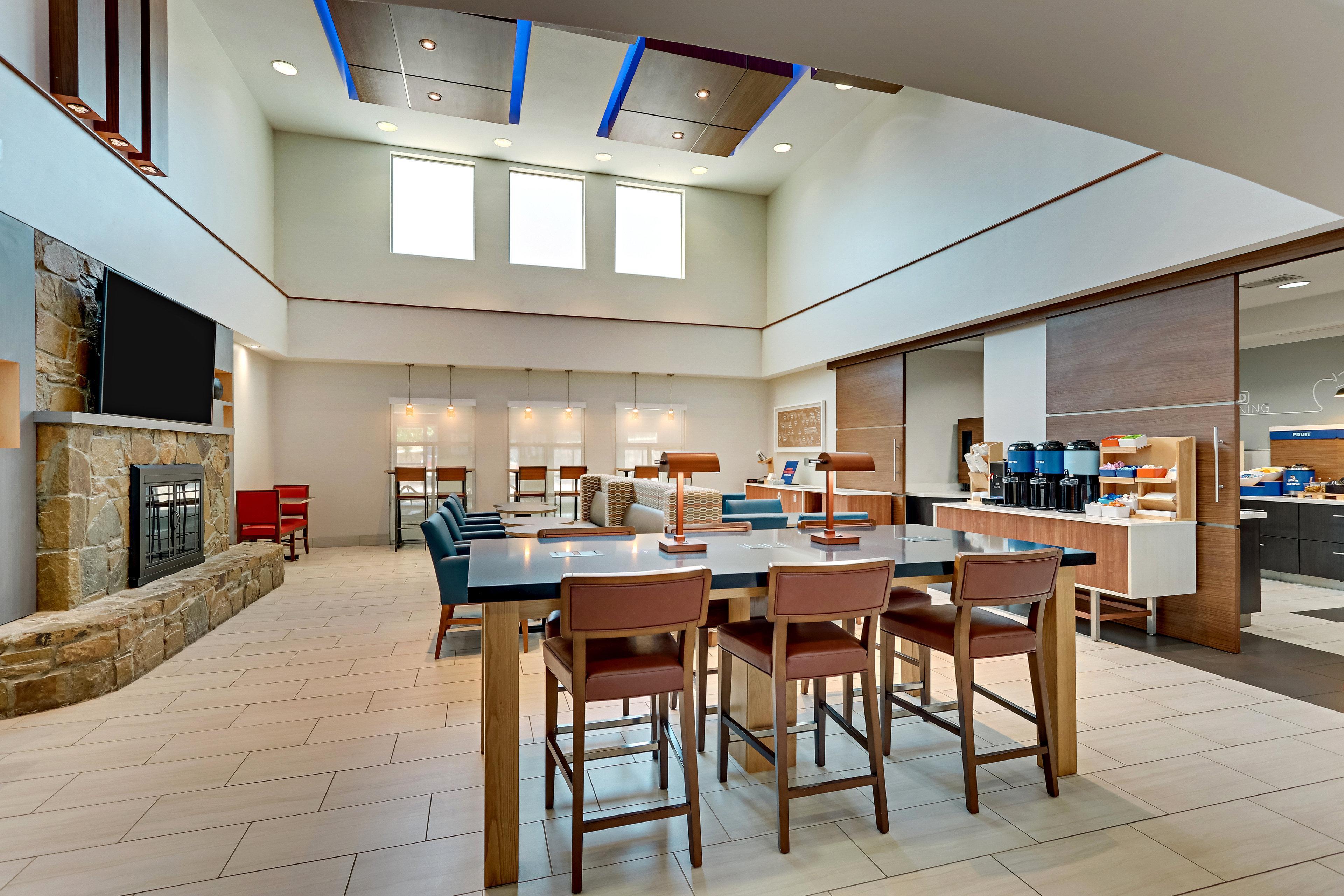 Holiday Inn Express Hotel And Suites Weatherford By Ihg Экстерьер фото