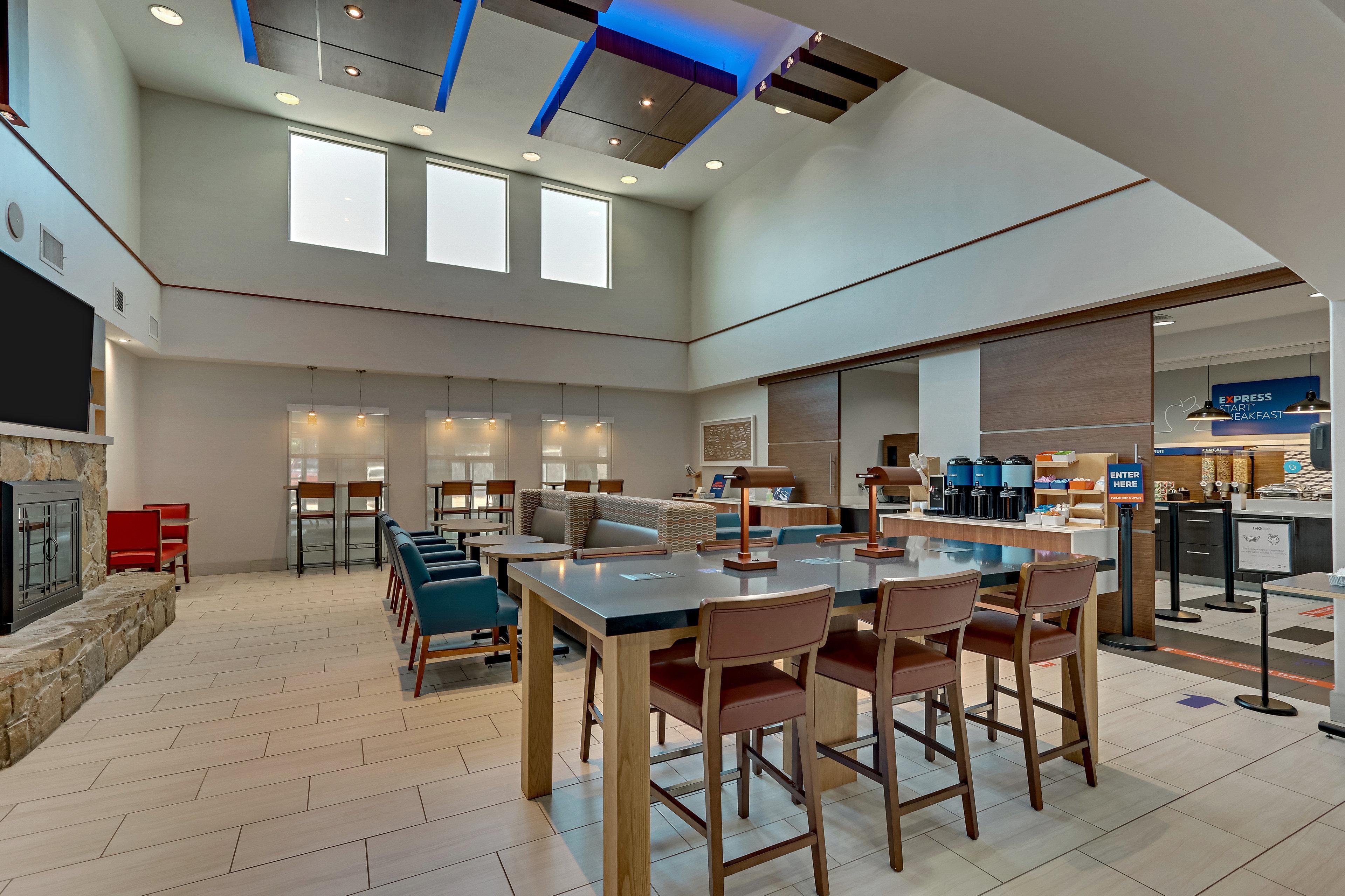 Holiday Inn Express Hotel And Suites Weatherford By Ihg Экстерьер фото
